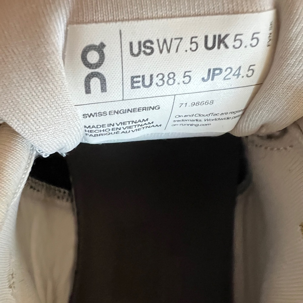 On Running Cloudflyer White and Blue Sneakers - Picture 2 of 4